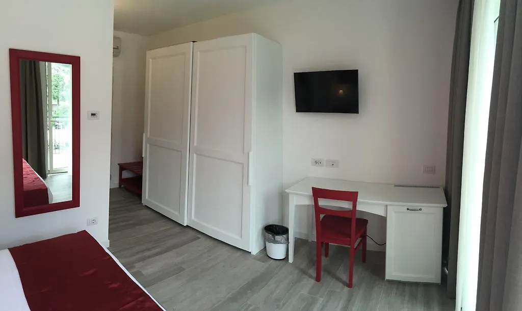 דומאסו Hotel Resort Le Vele 3*,  איטליה