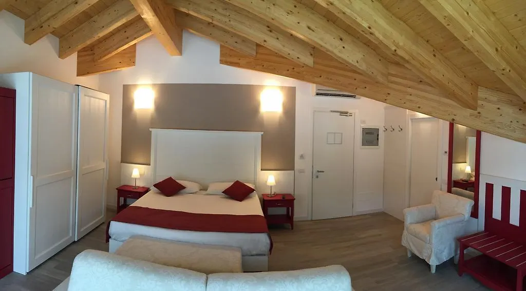 Hotel Resort Le Vele Domaso 3*,  Italy