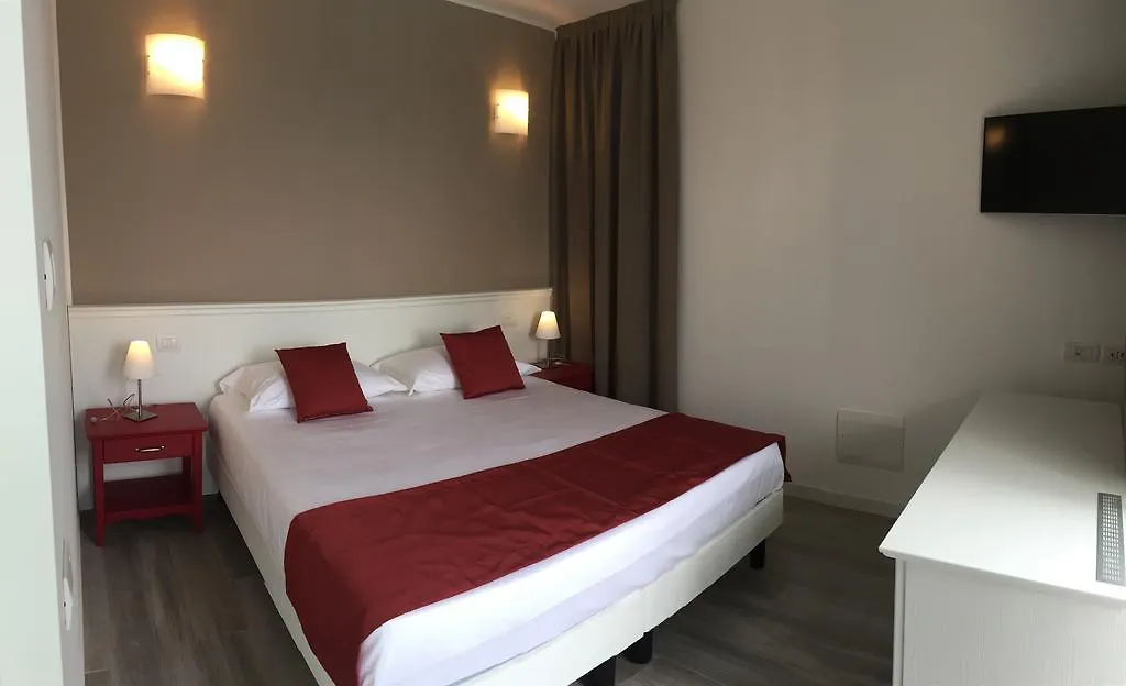 Hotel Resort Le Vele Domaso 3*,