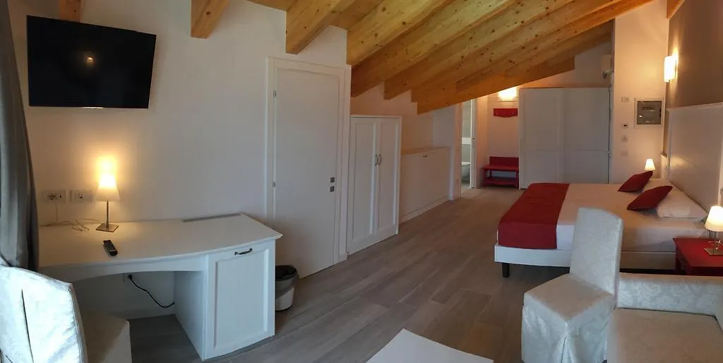 Hotel Resort Le Vele Domaso Italy